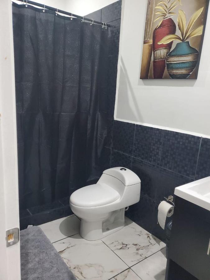 Suites Motel La Frontera Σιουδάδ Χουάρες Εξωτερικό φωτογραφία